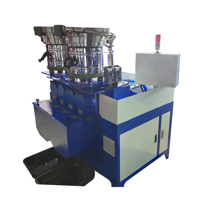 เครื่องต๊าปเกลียวอัตโนมัติ